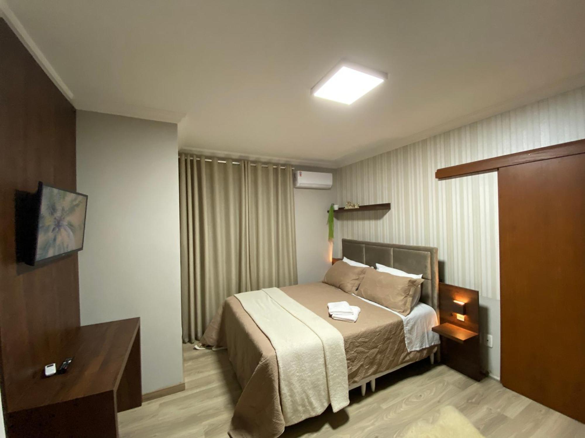 Residencial Don Alfredo-luxo 2 Km Do Centro Locacao De Temporada Apartamento